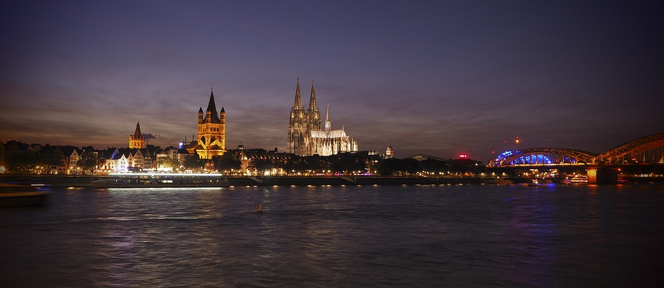 Köln`de AÖL BAP ve YÖS kurslarimiz devam ediyor
